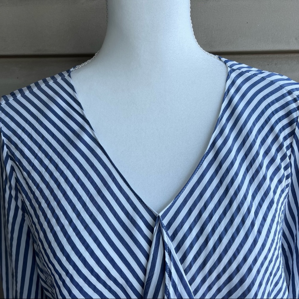 •Chico’s• Navy Striped Long Sleeve V-Neck Ruffle Top - Size Large - Picture 4 of 11